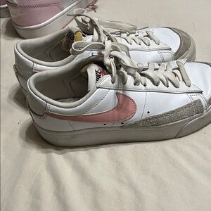 Nike Women's White and Pink Sneakers